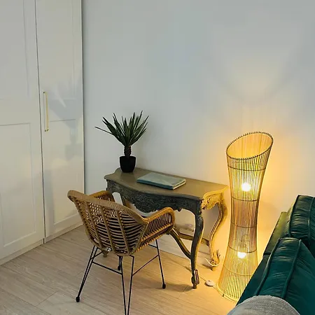 Nouveau ! Place Gambetta Superbe 2 Pieces Avec Cour Ensoleillee Apartment *